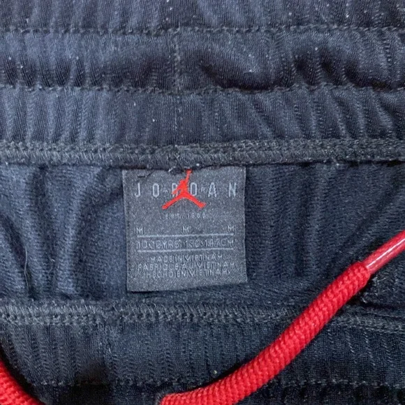 4/$10 Jordan Kids Black Jogger Pants boys medium - Picture 2 of 5